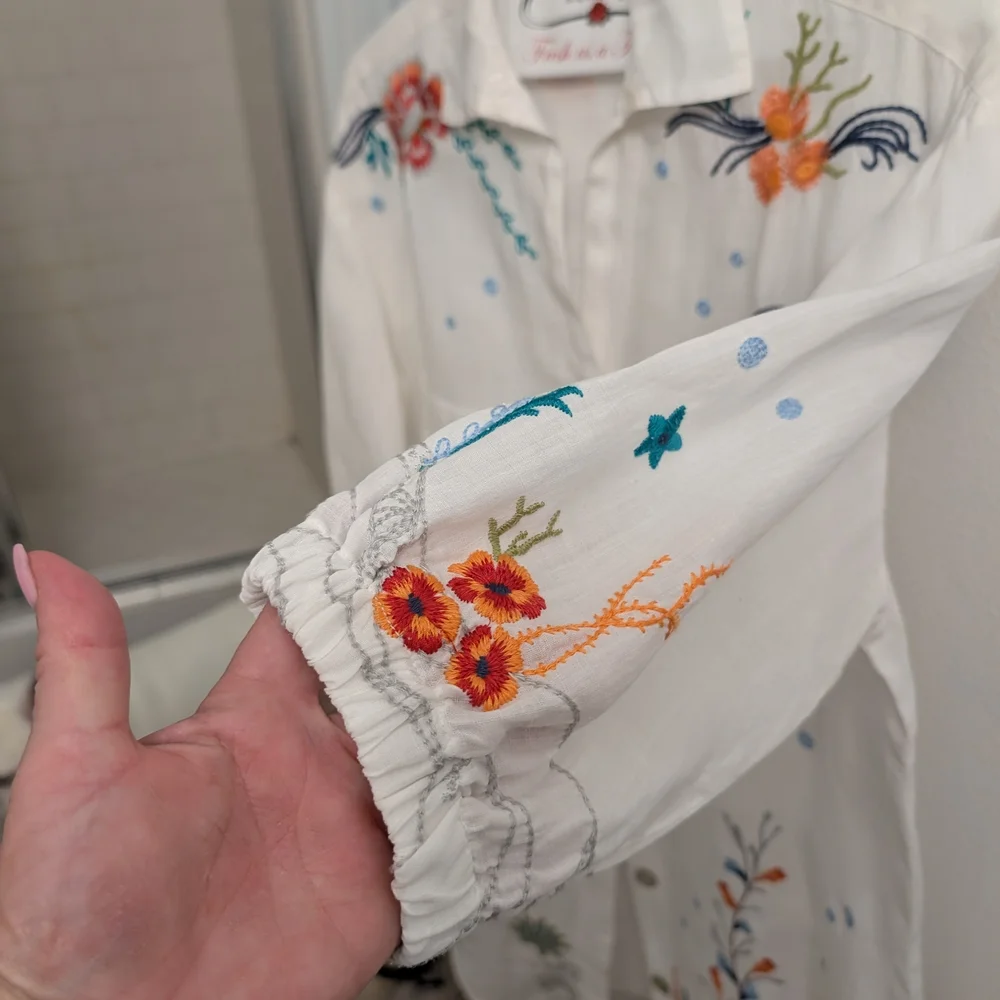 Beautiful Johnny Was Blouse with Embroidery Size XS. Just Dry Cleaned - Picture 3 of 10